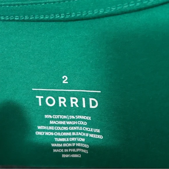 Torrid Tank - Picture 3 of 4